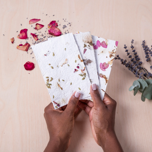 Kikkerland Crafters Flower Paper Kit