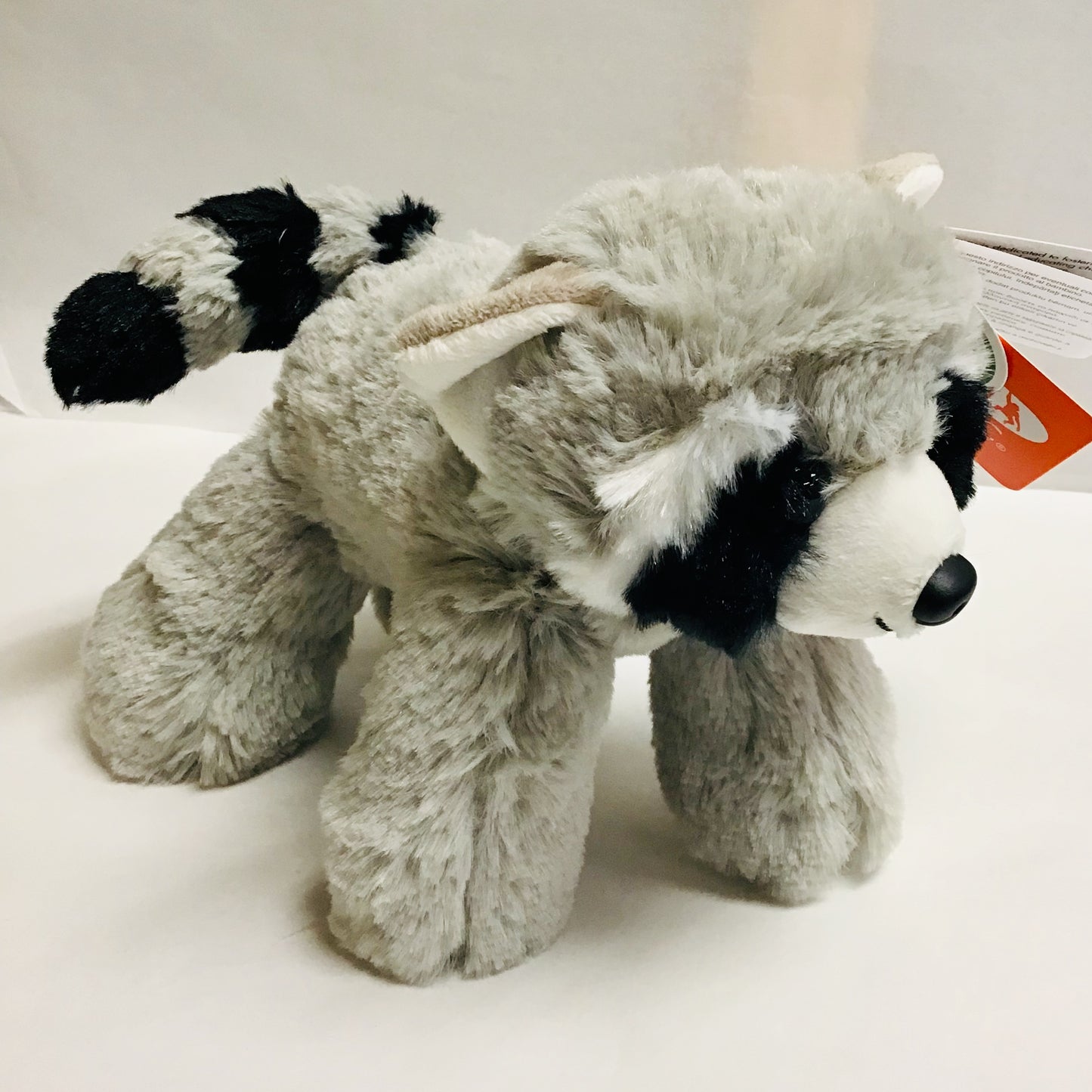 Hug 'ems 7" Raccoon